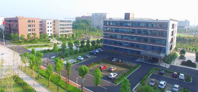 湖南化工职业技术学院校园图片1